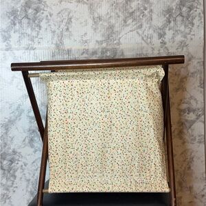 Yarn/Sewing/Fabric Wood Caddy/Holder - Off white Multi Floral Print